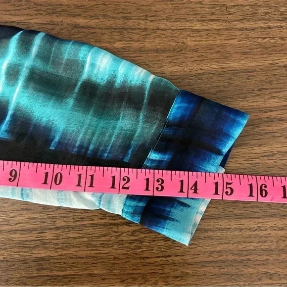 Vince Camuto Two top XS - Picture 9 of 9